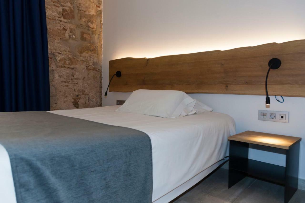 Hostal Paris Barcelona Bagian luar foto